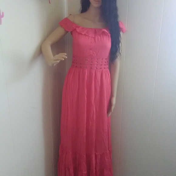 Dress - Picture 2 of 3